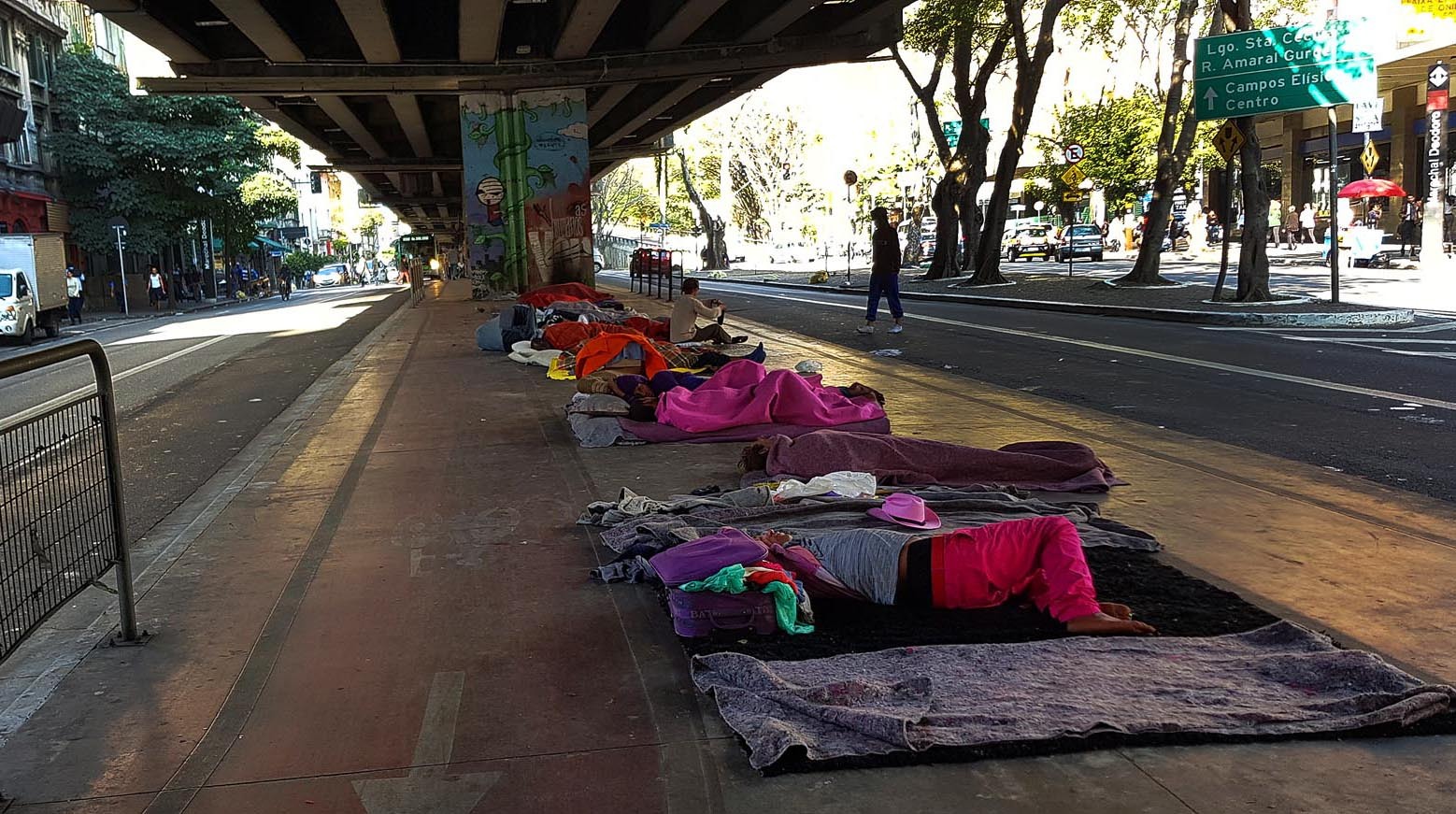 Moradores de rua: um problema público invisível e hipervisível nas cidades brasileiras